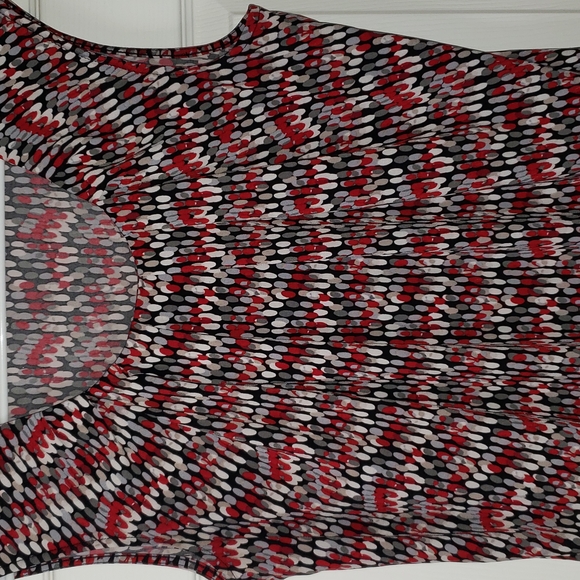 Sleeveless blouse - Picture 3 of 3